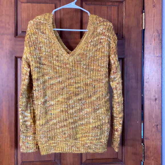 Maurices Sweaters - Maurice’s medium small color sweater